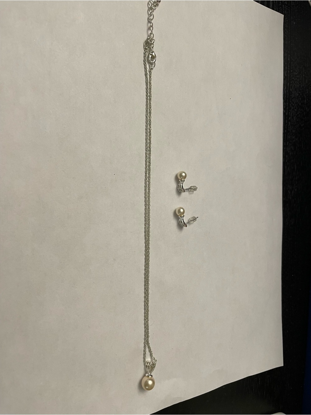 Silver Plated Pearl Pendant Necklace and Earrings Set - Cream Pearls
